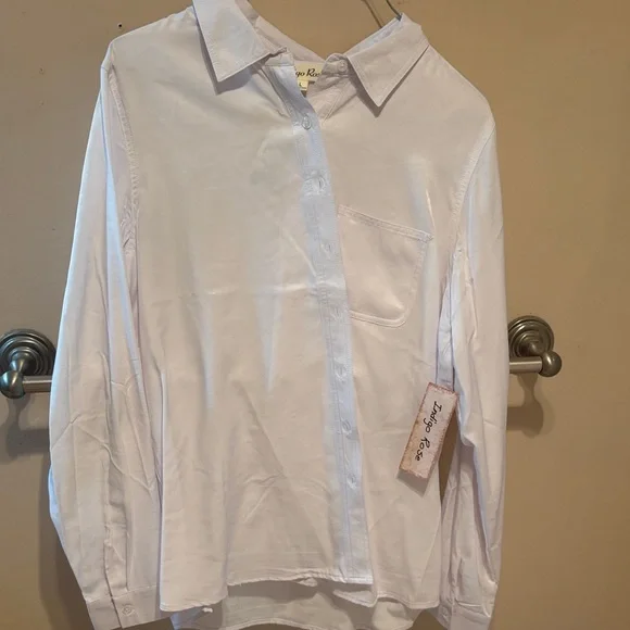 Indigo Rose Women's White Button Down Shirt - Picture 1 of 3
